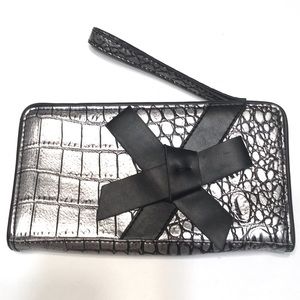silver croc clutch bow NINE & CO